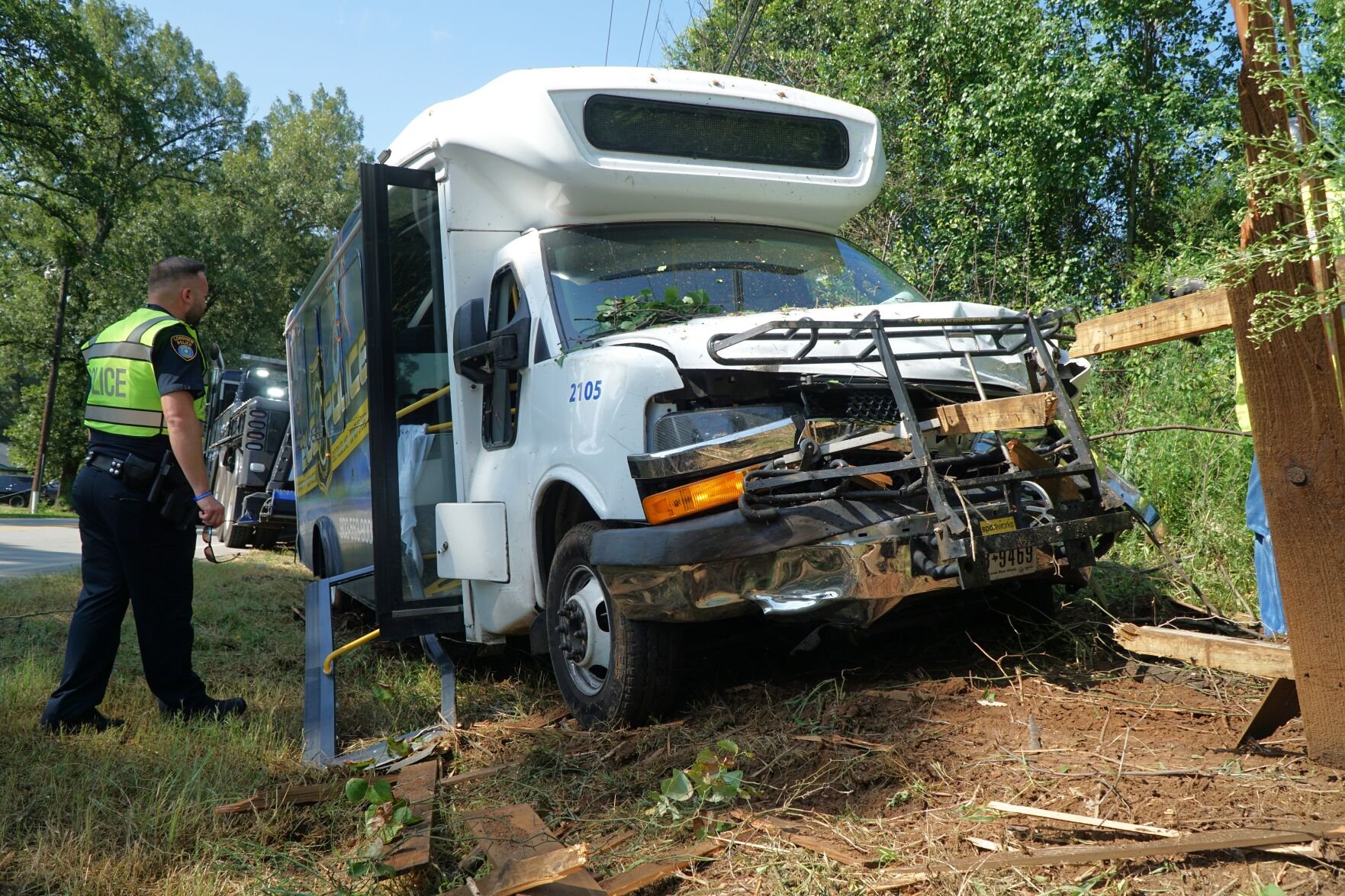 Bus crash (6).JPG